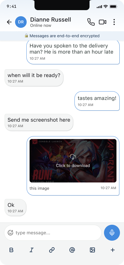Ech0’s mobile conversation with message bubbles, an image attachment, and the composer.